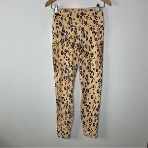 Fabletics Mila High-Waisted Pocket Leggings Leopard Print Size Small‎